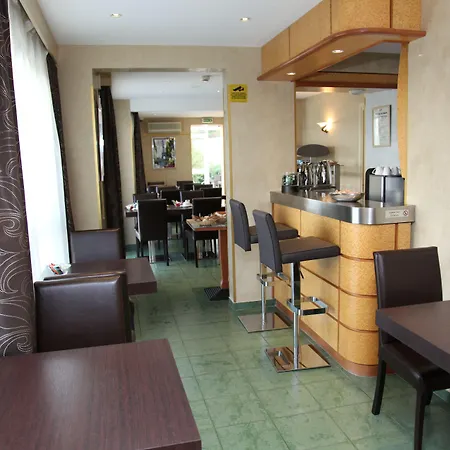 Hotel Hôtel Gallia Cannes 3*