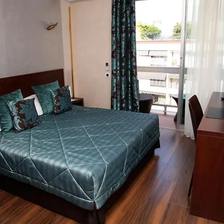 Hotel Cannes Gallia קאן