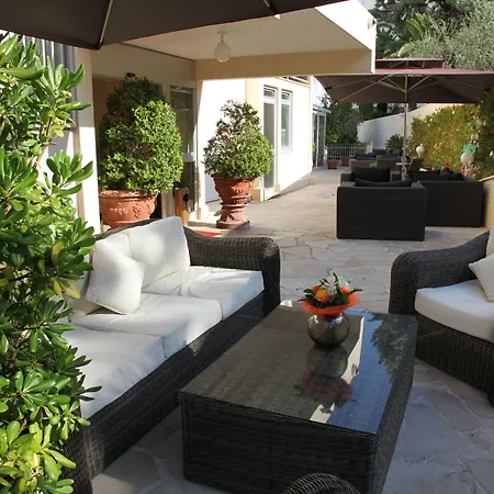 Gallia Hotel 3*